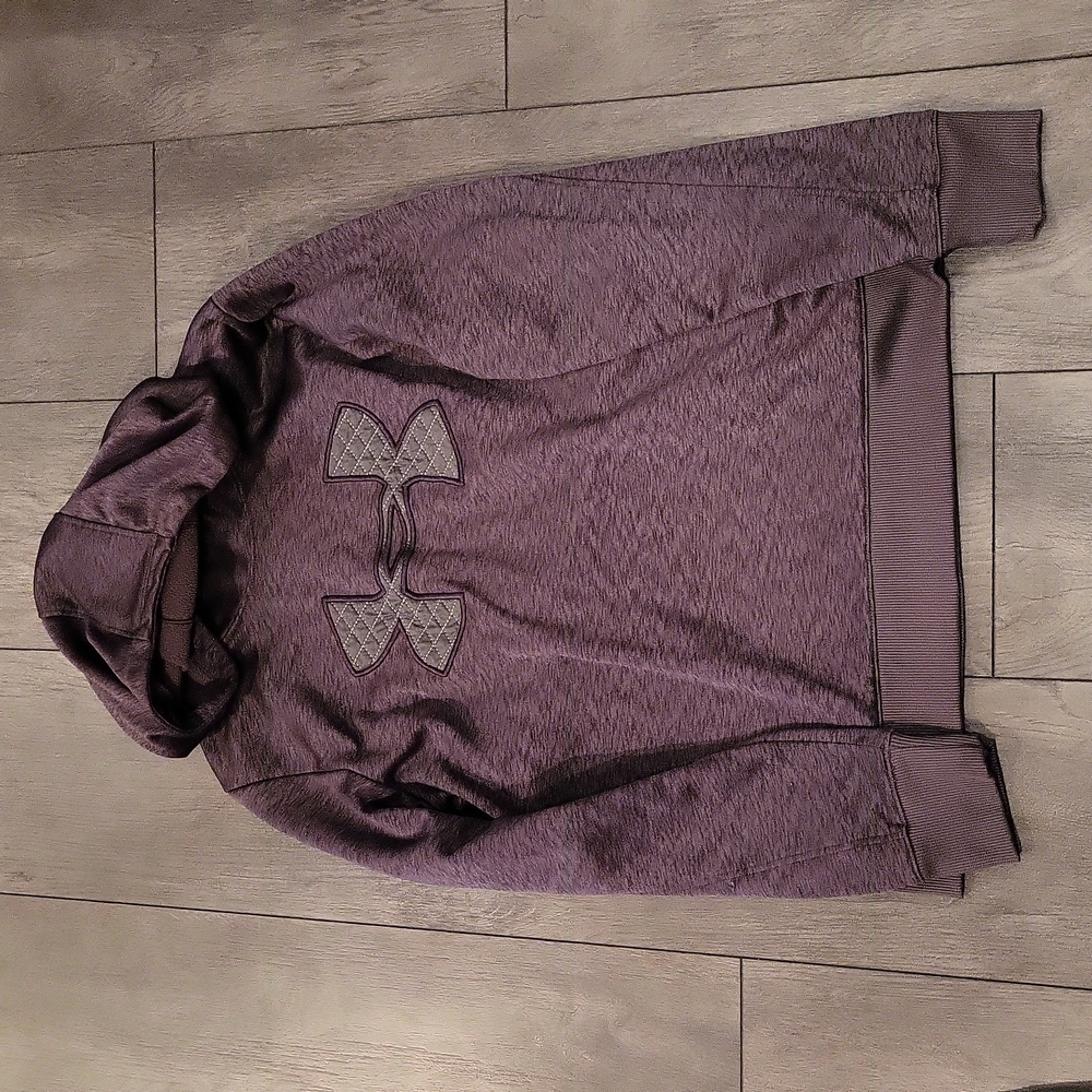 Under Armour Sweatshirt